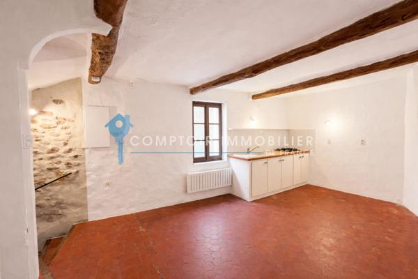 Maison
                                                                                                                                                                                                                                                                                                                        5 pièce(s)                                                                                                                                                                                                          4 chambre(s)                                                                                                                                                                                                          117  m²