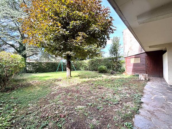 Maison à vendre à Saint Jean Bonnefonds - 7 pièces, 5 chambres