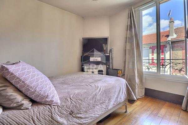 MAISON DE CHARME AVEC JARDIN ASAINT-DENIS