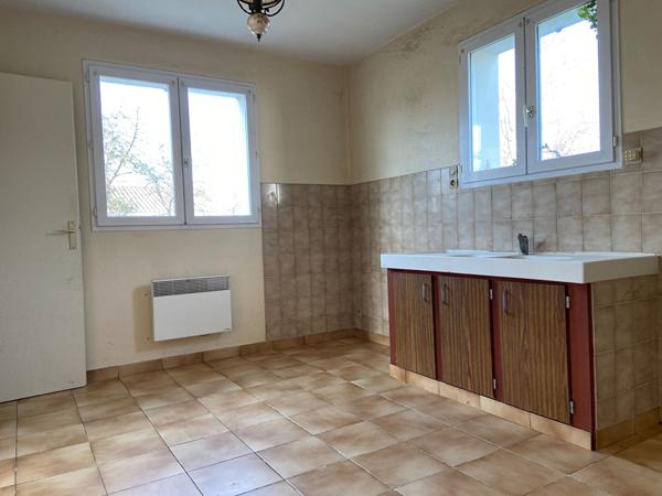 Maison St Hilaire de Riez 2 chambres et garage à rénover