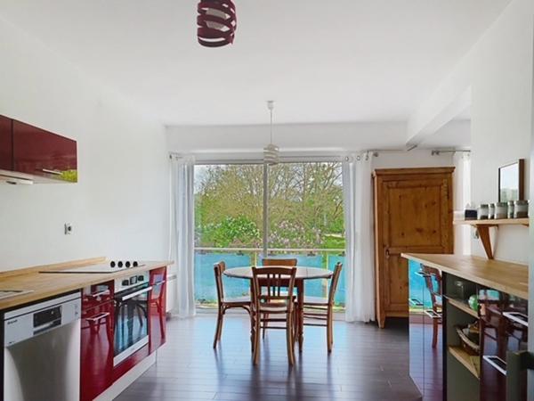 Appartement Malzeville 5 pièce(s) 104.6 m2 calme avec balcons, jardin, garage, vue sur la nature