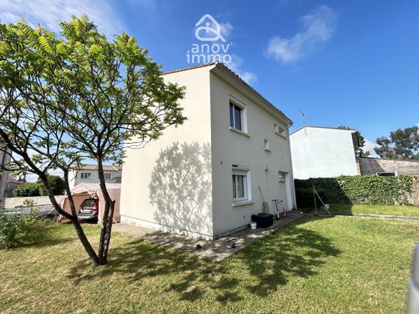 Maison
                                                                                                                                                                                                                                                                                                                        4 pièce(s)                                                                                                                                                                                                          3 chambre(s)                                                                                                                                                                                                          72  m²