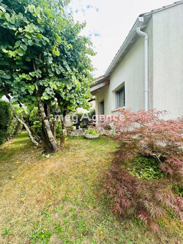 Maison à CHOLET, 49300 - 5 pièces 138m²
