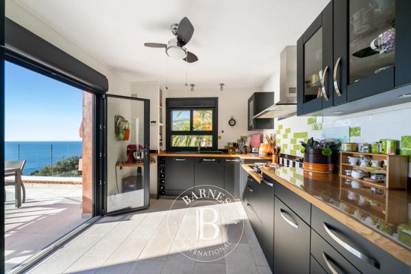 Saint-Raphaël, Villa 4 Chambres -  204 m² à vendre