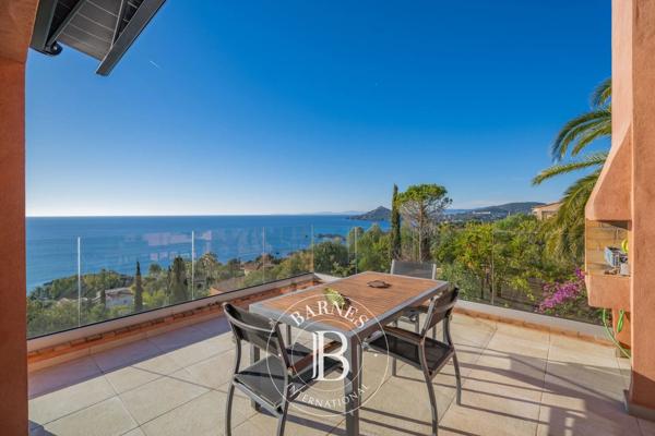 Saint-Raphaël, Villa 4 Chambres -  204 m² à vendre