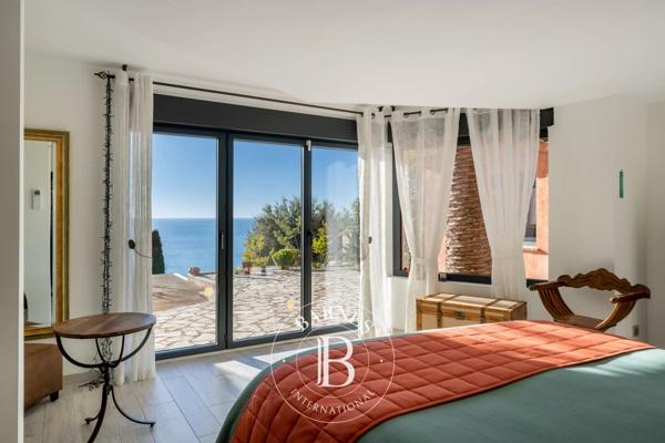Saint-Raphaël, Villa 4 Chambres -  204 m² à vendre