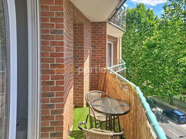 Vente
                Appartement40 m² - 2 Pièces -
                    ARMENTIERES (59280)