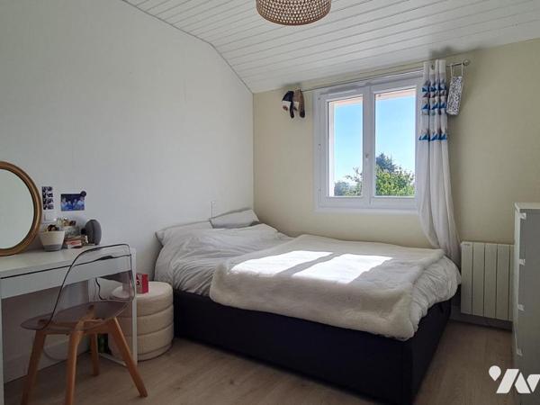 MAISON - ST LEGER LES VIGNES - Belle maison de 4 chambres avec dépendances