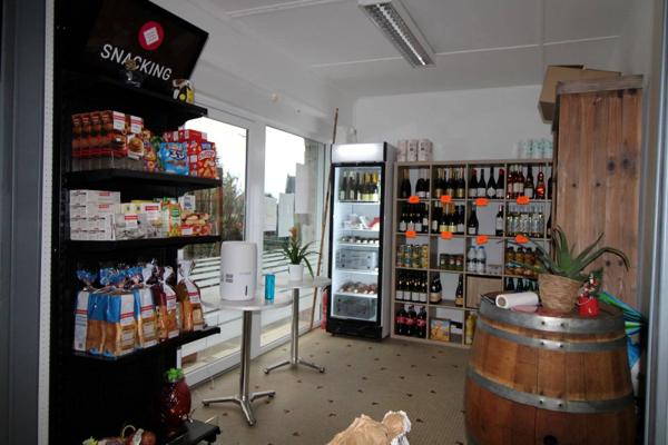 Commerce à vendre à Lanvallay