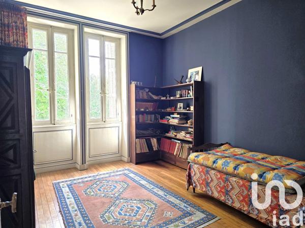 Maison de ville 14 pièces de 373 m² à Angoulême (16000)