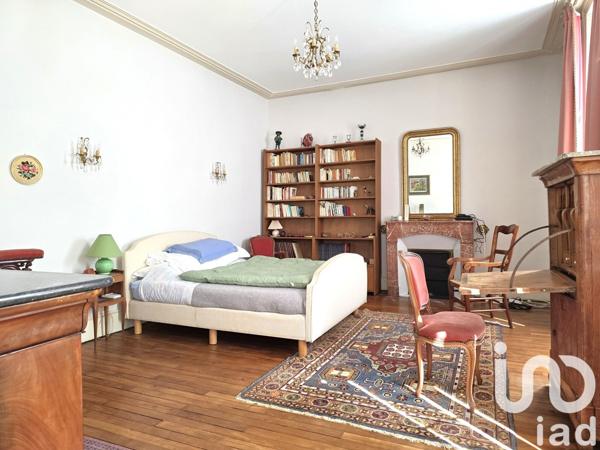 Maison de ville 14 pièces de 373 m² à Angoulême (16000)