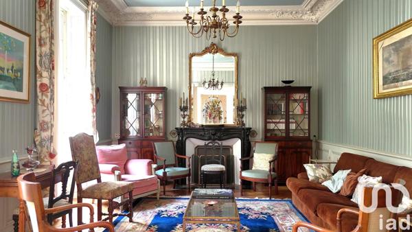 Maison de ville 14 pièces de 373 m² à Angoulême (16000)