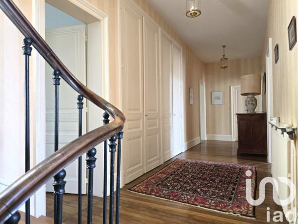Maison de ville 14 pièces de 373 m² à Angoulême (16000)