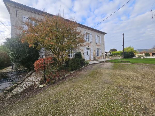 Vente Maison310 m² - 7 Pièces - AIGUILLON (47190)