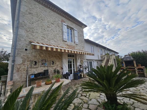 Vente Maison310 m² - 7 Pièces - AIGUILLON (47190)