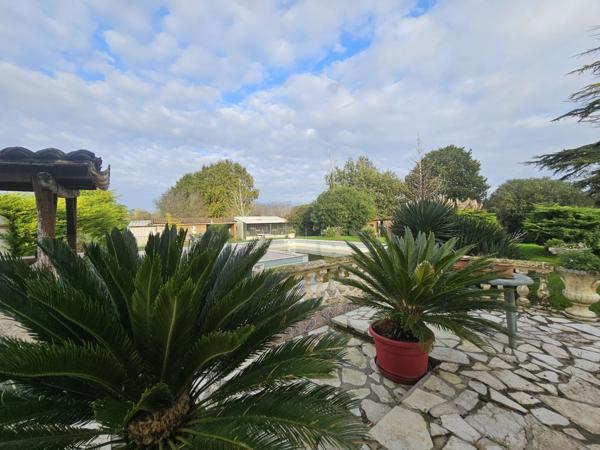 Vente Maison310 m² - 7 Pièces - AIGUILLON (47190)