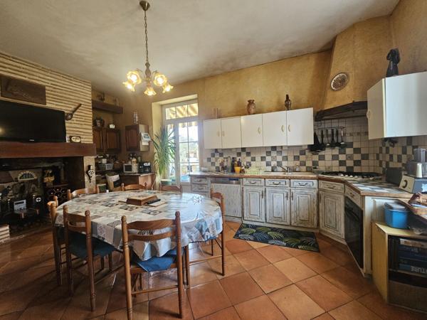 Vente Maison310 m² - 7 Pièces - AIGUILLON (47190)