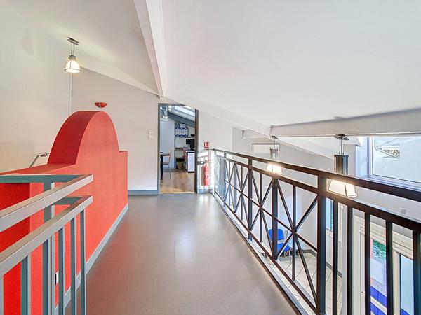 Grand Local commercial - Muret 8 pièces - 173m²