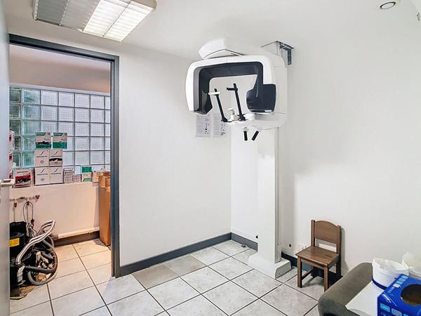 Grand Local commercial - Muret 8 pièces - 173m²