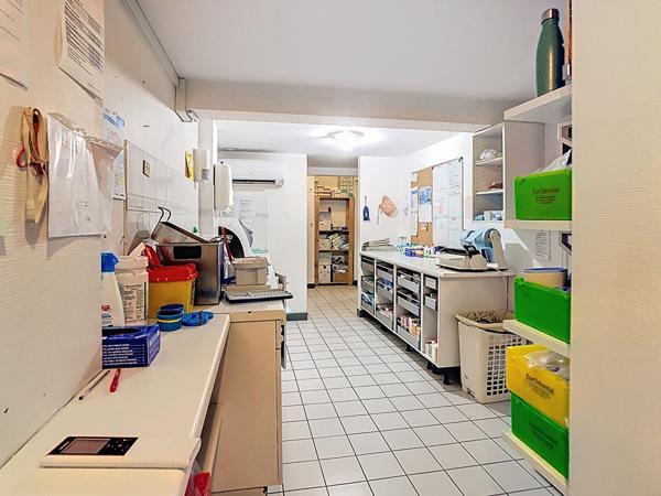 Grand Local commercial - Muret 8 pièces - 173m²