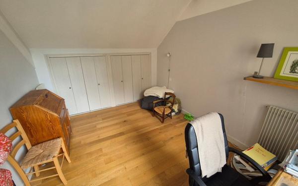 Maison à vendre    9 pièces • 222 m2 Luc-la-Primaube