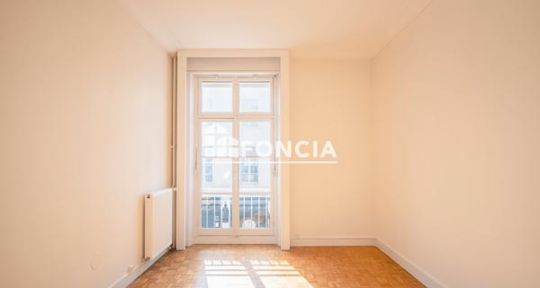 À vendre Appartement 4 pièces 105.6 m² - Orléans 45000