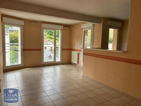 Appartement à louer 3 pièces 68.74m² Tulle (19000)