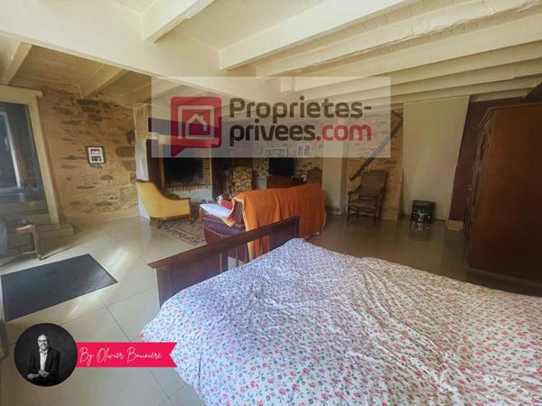 Maison familiale au coeur du bourg de Rieux -5 chambres 195 m²