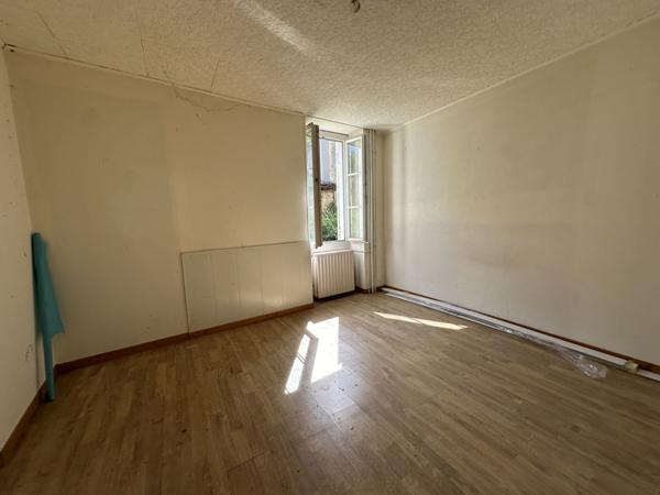 Vente Maison132 m² - 6 Pièces - MEILLANT (18200)
