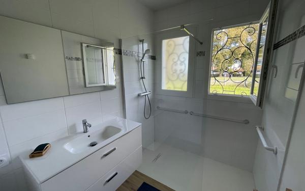 Maison à louer    4 pièces •  Tosse