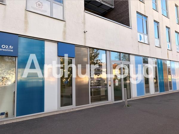 BUREAUX PMR 55M² - EN PARFAIT ETAT - A LOUER