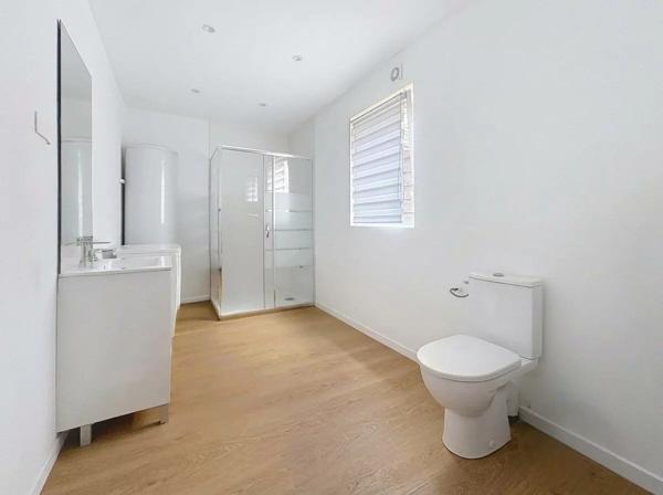 Location                                                      Appartement
                        
                     2 pièces                      34 m2                     à Saint-Quentin