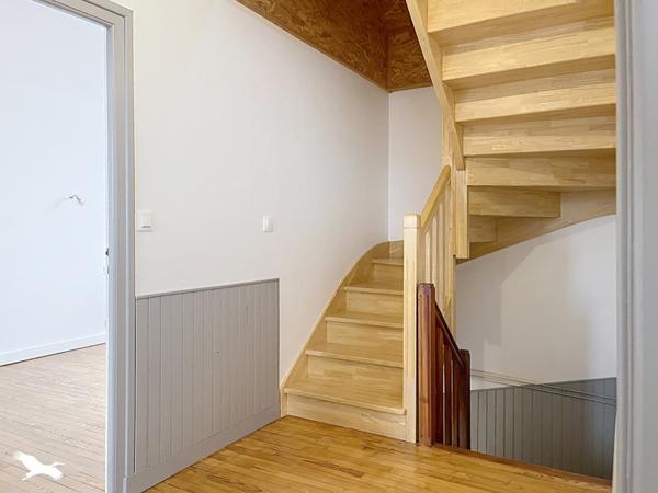 Maison à vendre 228 900 € Landerneau 5 p 84 m² DPE D