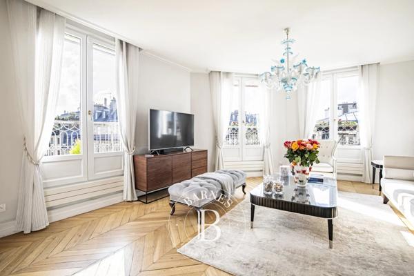 Paris 7ème, Appartement 2 Chambres -  90 m² à vendre