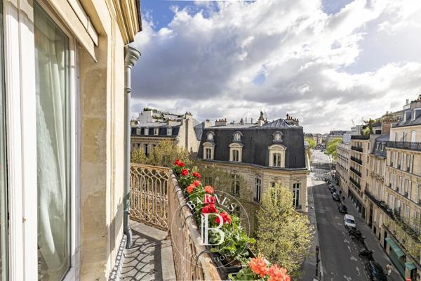 Paris 7ème, Appartement 2 Chambres -  90 m² à vendre