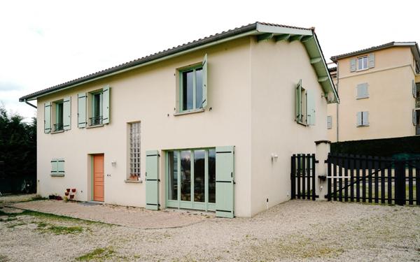 Maison à vendre    6 pièces •  Ternay