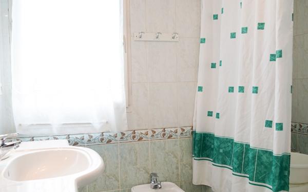 Maison à vendre    6 pièces •  Ternay