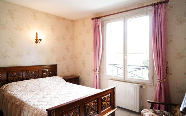 Maison à vendre    6 pièces •  Ternay