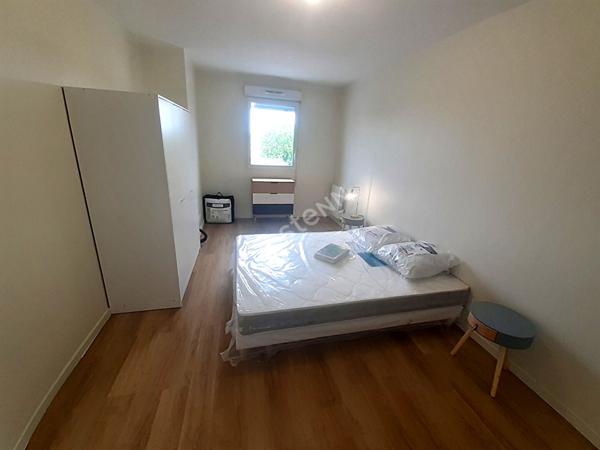 2 pieces meuble - parking et bon locataire !!