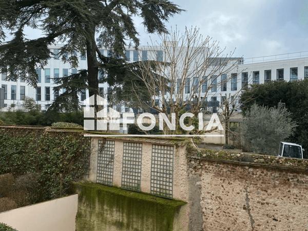 Location Studio 29.76 m² - 8-10 BOULEVARD CHASLES Chartres 28000