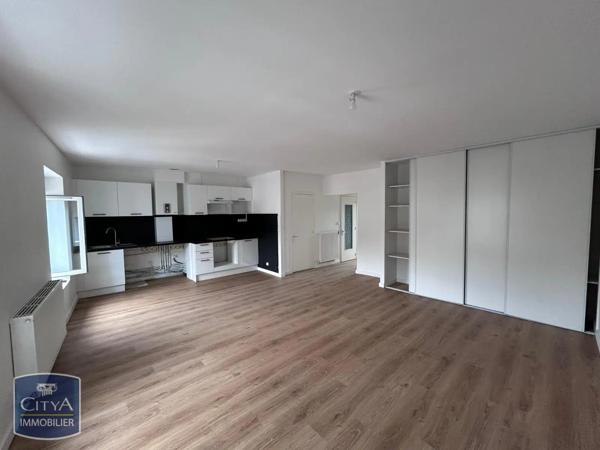 Appartement à louer 2 pièces 53.33m² Saint-Chamond (42400)