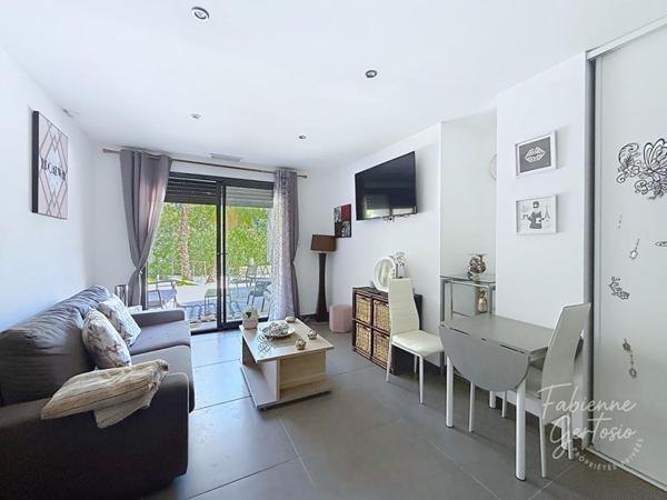 La Valette-du-Var ! Maison contemporaine de 240 m2 sur 2194 m2 de terrain