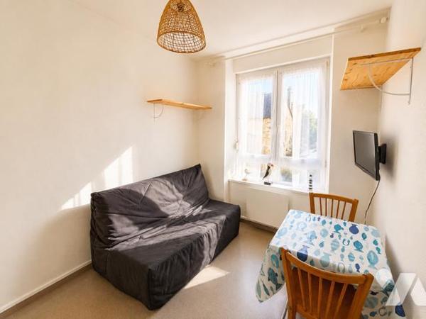 LE CONQUET - HYPER CENTRE - APPARTEMENT T2 - 20M²