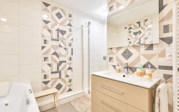 Appartement à vendre    4 pièces • 83,43 m2 Lyon 3