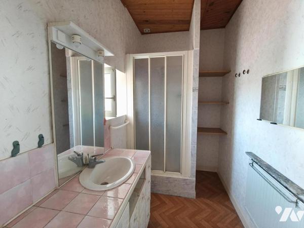 Maison avec jardin clos et dépendance – La Montagne (44620)