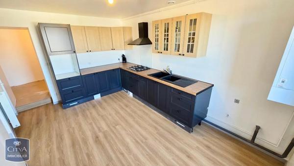 Appartement à louer 3 pièces 73m² Château-Salins (57170)