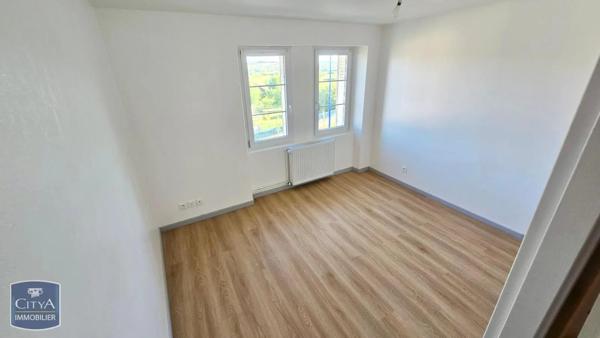 Appartement à louer 3 pièces 73m² Château-Salins (57170)