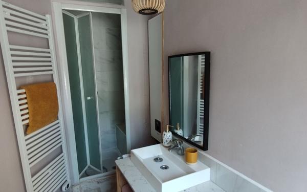 Appartement à vendre    3 pièces • 42,02 m2 Arcueil