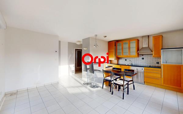 Appartement à vendre    2 pièces • 45 m2 Bron