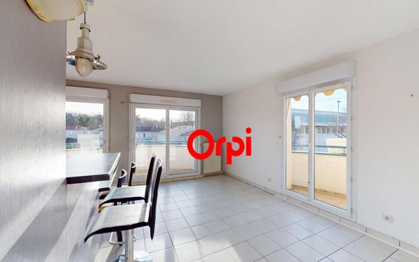 Appartement à vendre    2 pièces • 45 m2 Bron